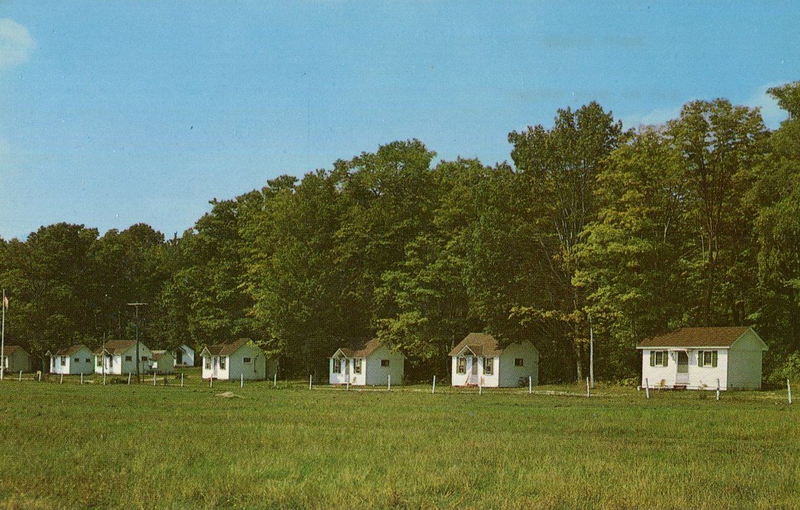 Bells Cabins - Vintage Postcard